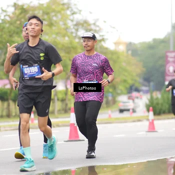 Runner Photo 5490302