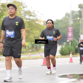 Runner Photo 5492088