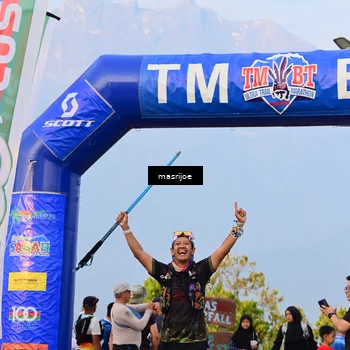 Runner Photo 5499123