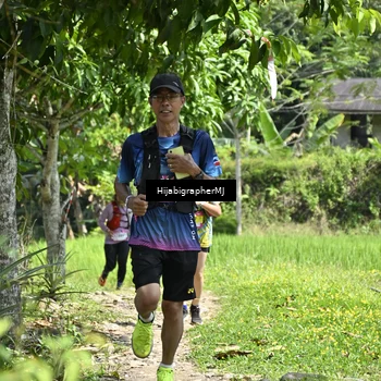 Runner Photo 5502200