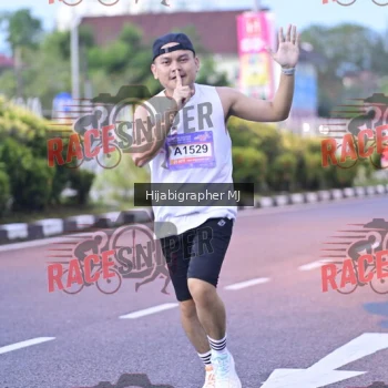Runner Photo 551816