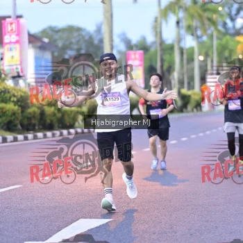 Runner Photo 551830