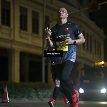 Runner Photo 5524672