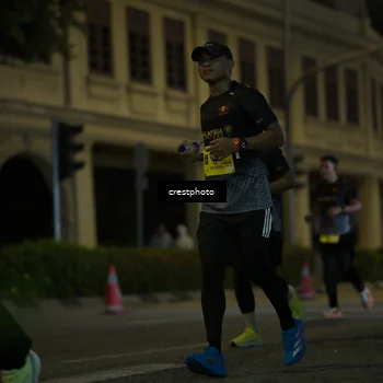 Runner Photo 5526111