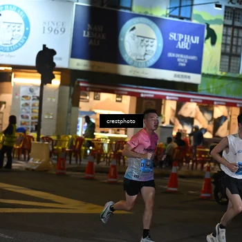 Runner Photo 5526245
