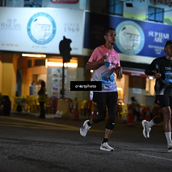 Runner Photo 5527013