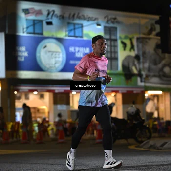 Runner Photo 5527637