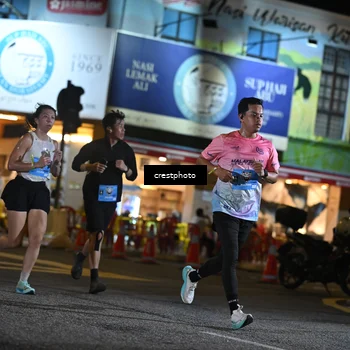 Runner Photo 5528088