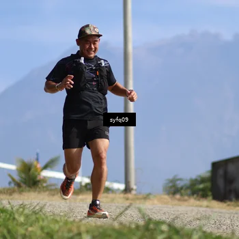 Runner Photo 5528259