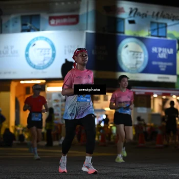 Runner Photo 5528455