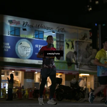 Runner Photo 5529111
