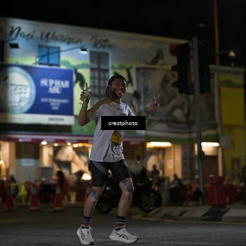 Runner Photo 5529476