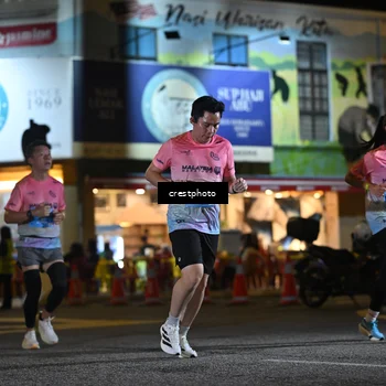 Runner Photo 5530036