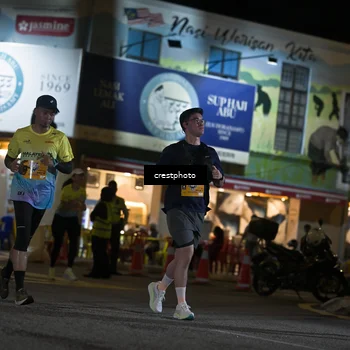 Runner Photo 5530098