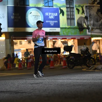 Runner Photo 5532137