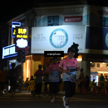 Runner Photo 5534677