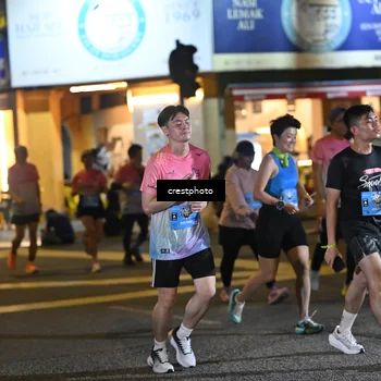 Runner Photo 5537800