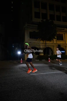 Runner Photo 5541658