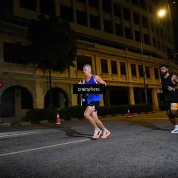 Runner Photo 5541860