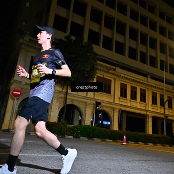 Runner Photo 5543094