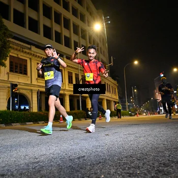 Runner Photo 5543410