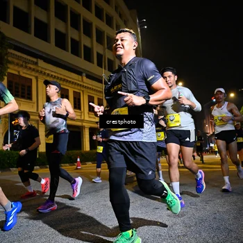 Runner Photo 5544249