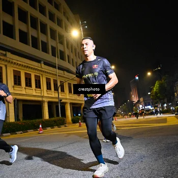 Runner Photo 5544687