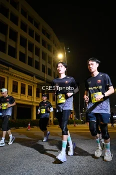 Runner Photo 5547105