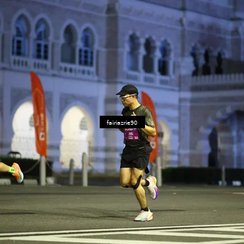 Runner Photo 5549024