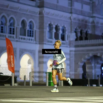 Runner Photo 5549104