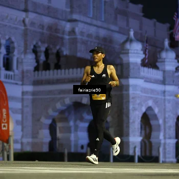 Runner Photo 5549364