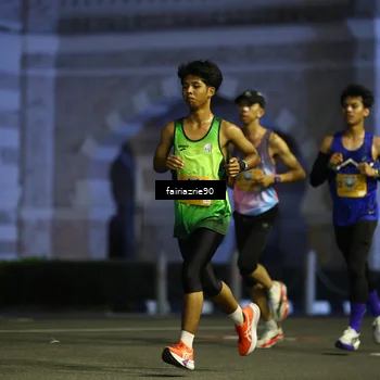 Runner Photo 5549573
