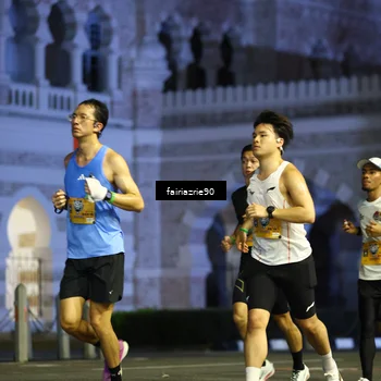 Runner Photo 5549611