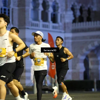 Runner Photo 5549620