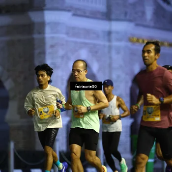 Runner Photo 5549623