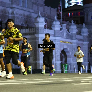 Runner Photo 5550005