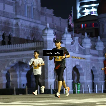 Runner Photo 5550011