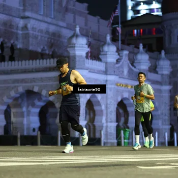 Runner Photo 5550124
