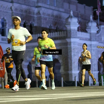 Runner Photo 5550255