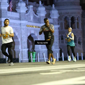 Runner Photo 5550430