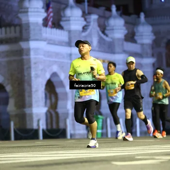 Runner Photo 5550442