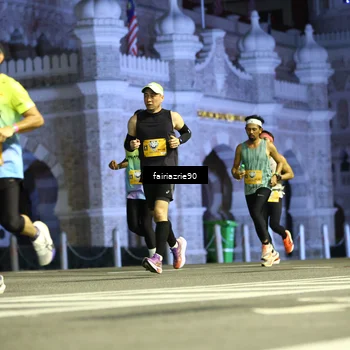 Runner Photo 5550448
