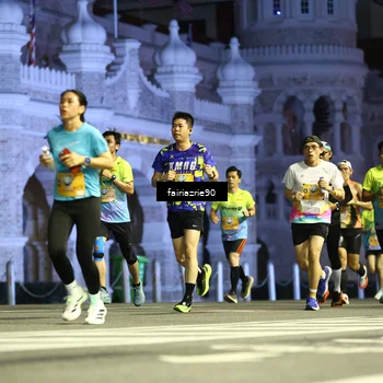 Runner Photo 5550600