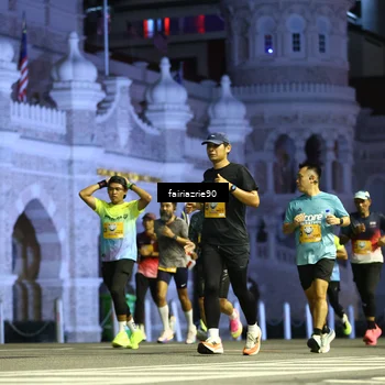 Runner Photo 5550733