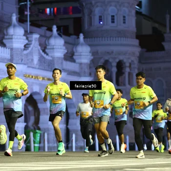 Runner Photo 5550742