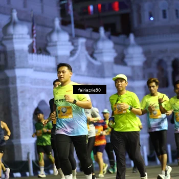 Runner Photo 5555115