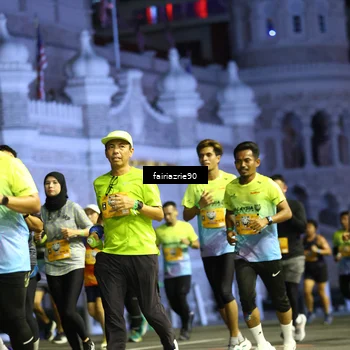 Runner Photo 5555125