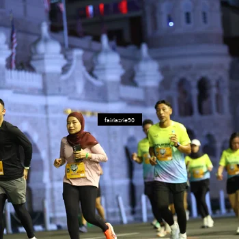 Runner Photo 5555143