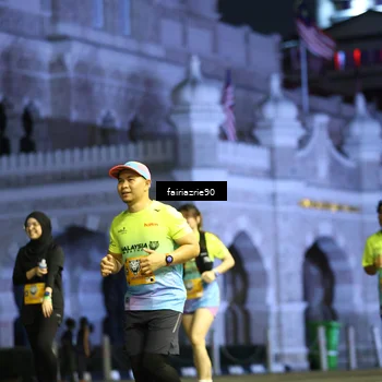 Runner Photo 5555258