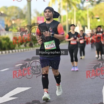 Runner Photo 555530